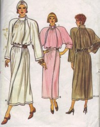 9709 VOGUE LOOSE LONGER COLLAR A-DRESS PATTERN 8-12; 14-18 uncut choice